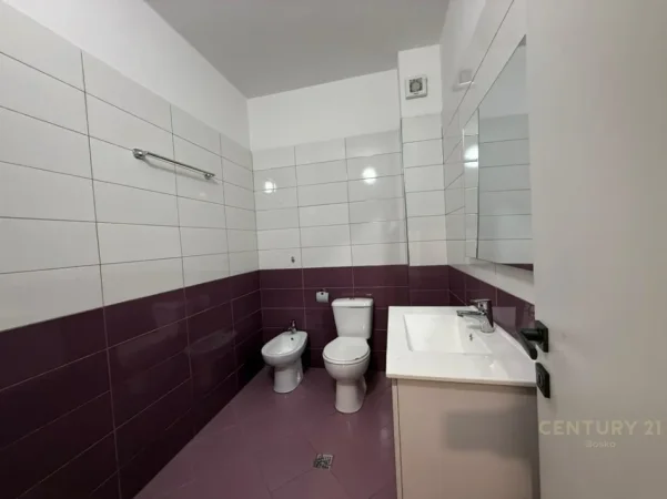 Tirane, jepet me qera apartament 2+1 Kati 2, 100 m² 650 € (Don Bosko)