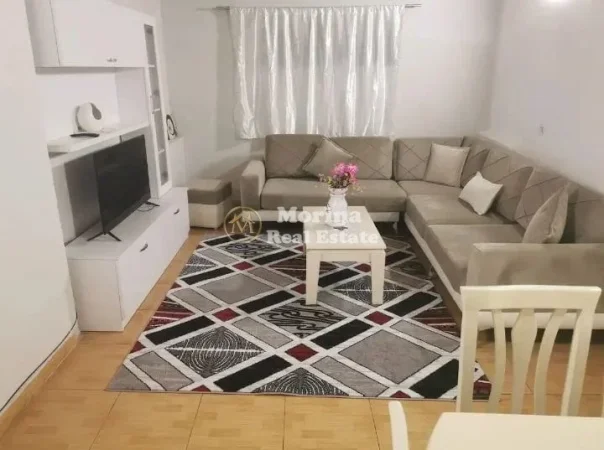 Tirane, jepet me qera apartament 1+1 Kati 4, 68 m² 600 € (Bulevardi Zogu i Pare)