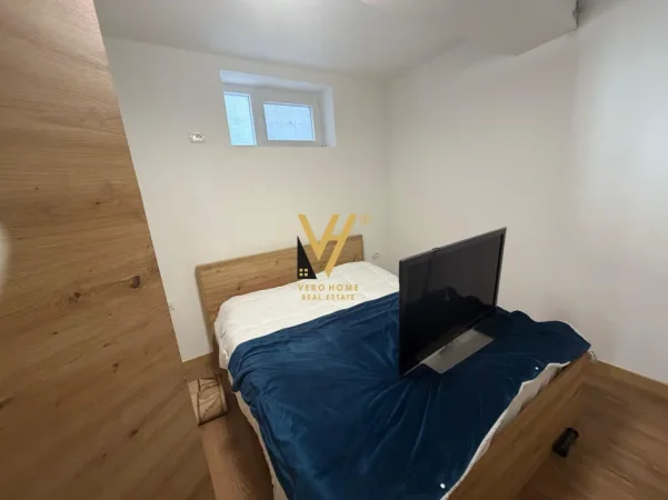 Tirane, jepet me qera apartament 1+1+Ballkon Kati 0, 70 m² 520 € (KODRA E DIELLIT)