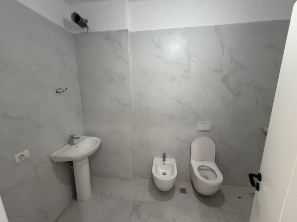 Tirane, shitet apartament 1+1 Kati 7, 78 m² 78.000 € (Kamez)