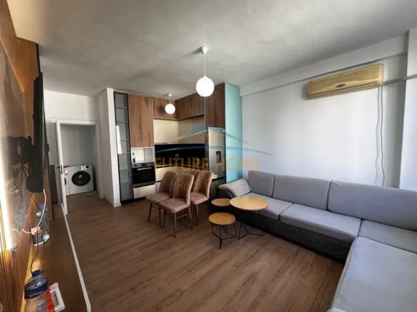 Tirane, jepet me qera apartament 2+1 Kati 5, 68 m² 500 € (unaza e re)