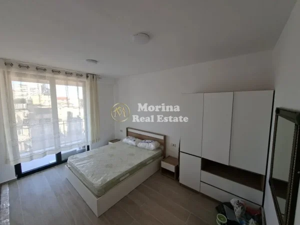 Tirane, jepet me qera apartament 1+1 Kati 2, 70 m² 750 € (Rruga Mine Peza)