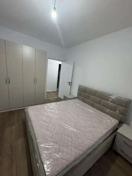 Tirane, jepet me qera apartament 2+1 Kati 5, 90 m² 650 € (5 Maji)