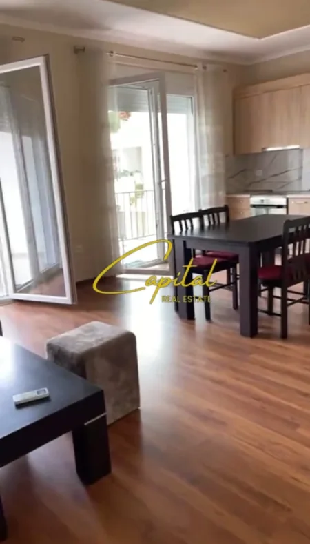 Tirane, jepet me qera apartament 2+1 Kati 3, 94 m² 550 € (5 MAJI)