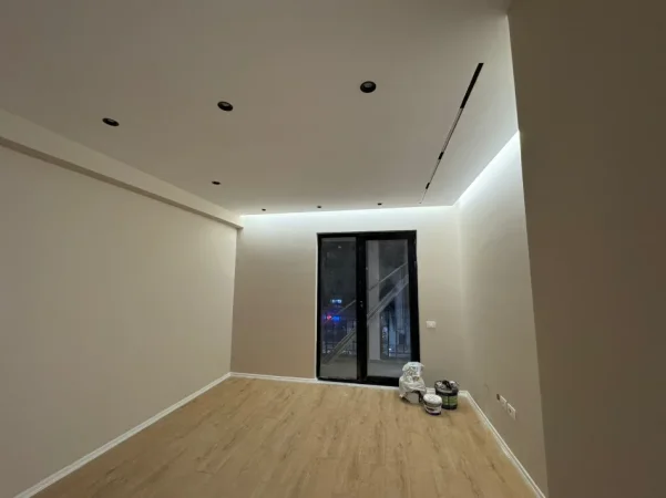 Tirane, jepet me qera apartament 1+1 Kati 1, 70 m² 450 € (Astir)