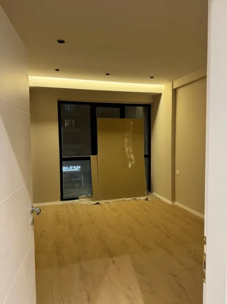 Tirane, jepet me qera apartament 1+1 Kati 1, 70 m² 450 € (Astir)