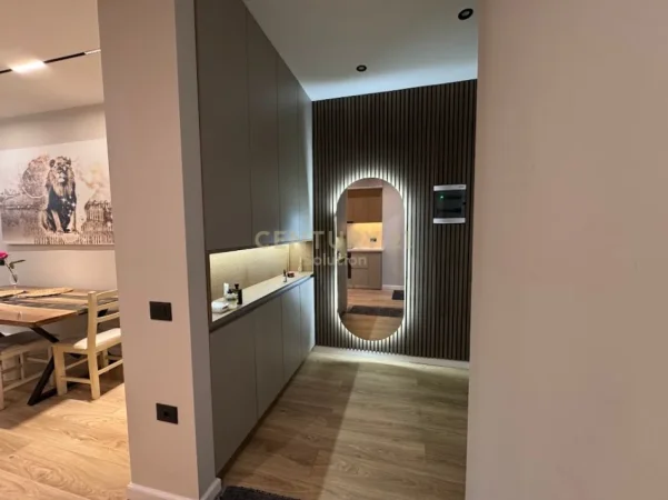 Tirane, jepet me qera apartament 2+1 Kati 1, 100 m² 1.800.000 € (kodra e diellit eleonora)