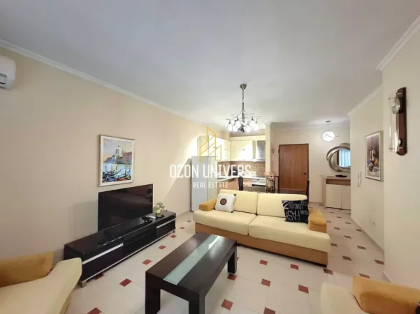 Tirane, jepet me qera apartament 1+1+Ballkon Kati 2, 90 m² 630 € (Kopshti Zoologjik)