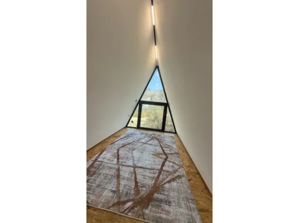 Tirane, jepet me qera Vile 1+1 , 80 m² 650 € (Babrru)