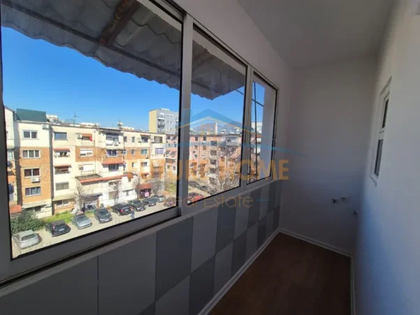 Tirane, shitet apartament 1+1+Ballkon Kati 5, 59 m² 95.000 € 
