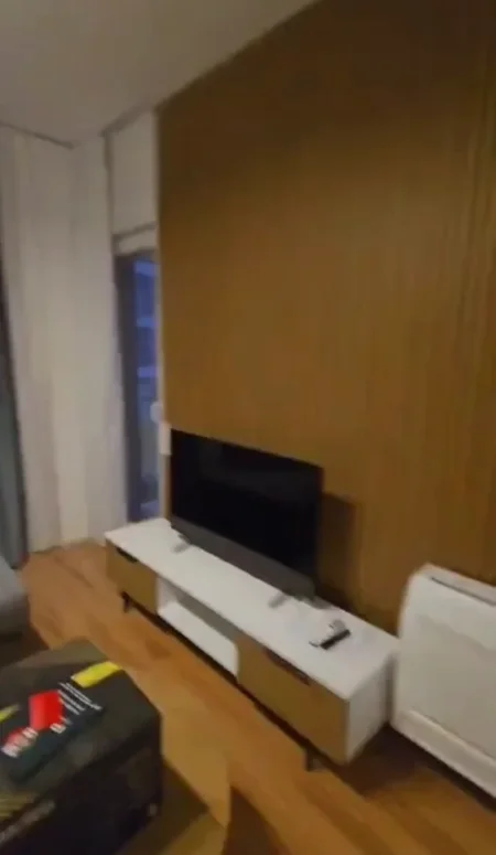 Tirane, jepet me qera apartament 1+1+post parkimi Kati 3, 60 m² 400 € (Univers City prane Qtu)