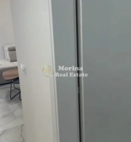 Tirane, jepet me qera apartament 1+1 Kati 4, 80 m² 550 € (Casa Italia)