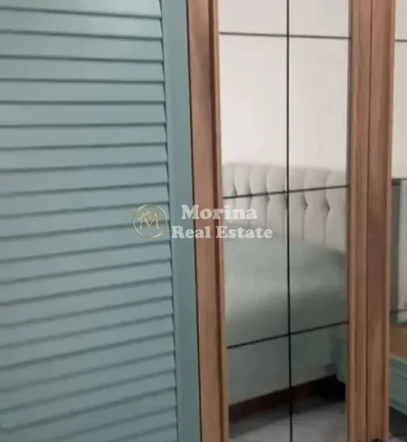 Tirane, jepet me qera apartament 1+1 Kati 4, 80 m² 550 € (Casa Italia)