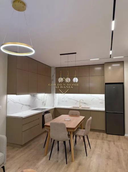 Tirane, jepet me qera apartament 1+1 , 70 m² 700 € (Dritan Hoxha)