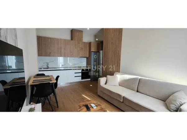 Durres, shitet hotel Kati 5, 968 m² 1.200.000 € (Shkembi i Kavajes)