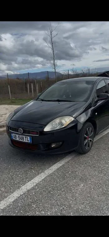 Fier, shes makine Fiat bravo Nafte, e zeze automatik 3.000 €