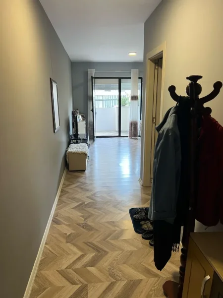 Tirane, shitet apartament 2+1 Kati 2, 135 m² 189.000 € (5 MAJI)