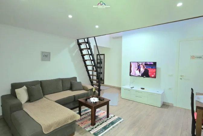 Tirane, jepet me qera Vile 2+1 Kati 4, 80 m² 620 € (Rruga e Durresit)