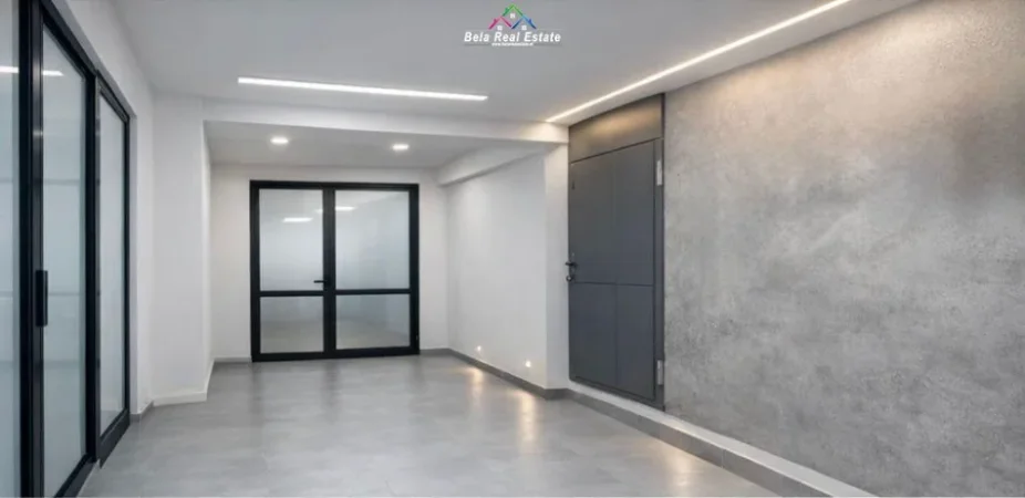Tirane, jepet me qera dyqan Kati 0, 172 m² 1.250 € (Rruga e Elbasanit)
