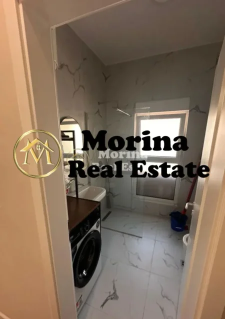 Tirane, jepet me qera apartament 1+1 Kati 7, 60 m² 400 € (Ali Demi)