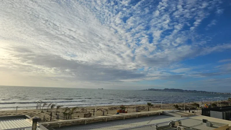 Shkembi Kavajes, jepet me qera apartament 1+1+Ballkon Kati 3, 70 m² 5.500 € (Pranë shkëmbit të Kavajës)