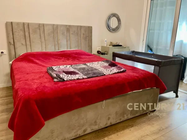 Tirane, shitet apartament 1+1 , 68 m² 140.000 € (kodra e diellit)