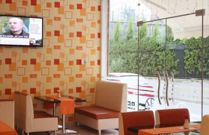 Tirane, shitet nga Pronari, pa-komision ambjent biznesi Kati 0, 97 m² 200.000 € (RRUGA SHKELQIM FUSHA)