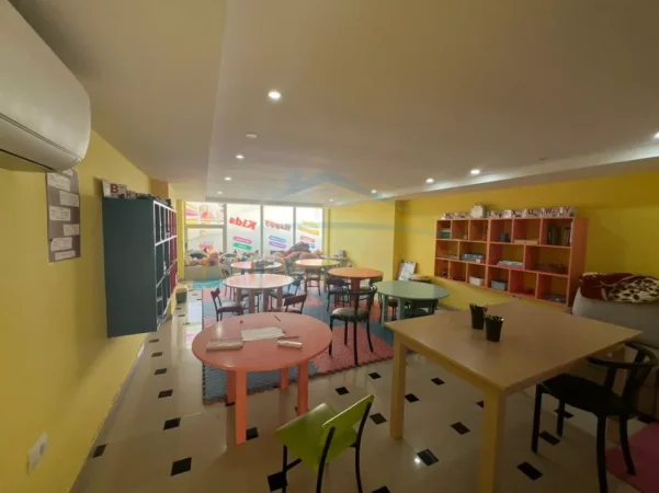 shitet ambjent biznesi Kati 0, 70 m² 120.000 €