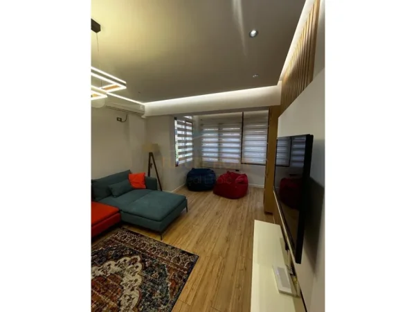 jepet me qera apartament Kati 2, 96 m² 1.000 €