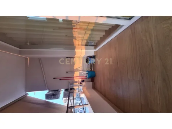 Tirane, jepet me qera apartament 1+1+Ballkon Kati 3, 65 m² 500 € (dritan hoxha)