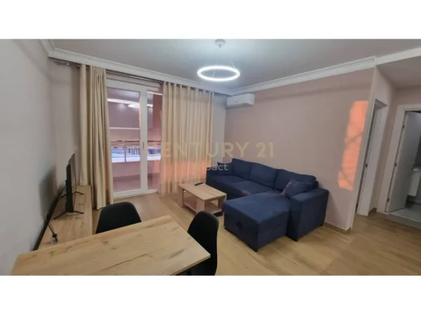 Tirane, jepet me qera apartament 1+1+Ballkon Kati 3, 65 m² 500 € (dritan hoxha)