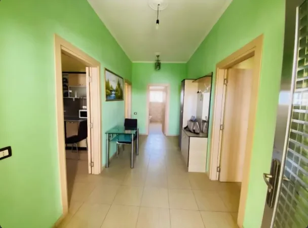 Durres, shitet Vile 2 Katshe Kati 2, 263 m² (Rruga e Plazhit Durres)