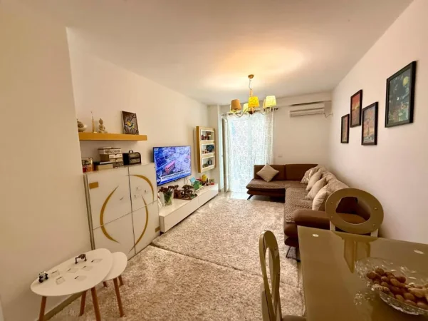 Tirane, shitet apartament 1+1+Aneks+Ballkon Kati 4, 99 m² 435.000 € (Qytet Studenti)
