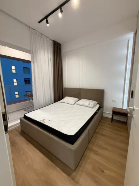 Tirane, jepet me qera apartament 1+1+Aneks Kati 7, 50 m² 500 € (Komoleksi Kadiu)
