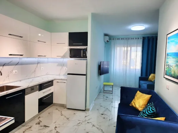 Tirane, jepet me qera garsonier 1+1 Kati 5, 43 m² 450 € 