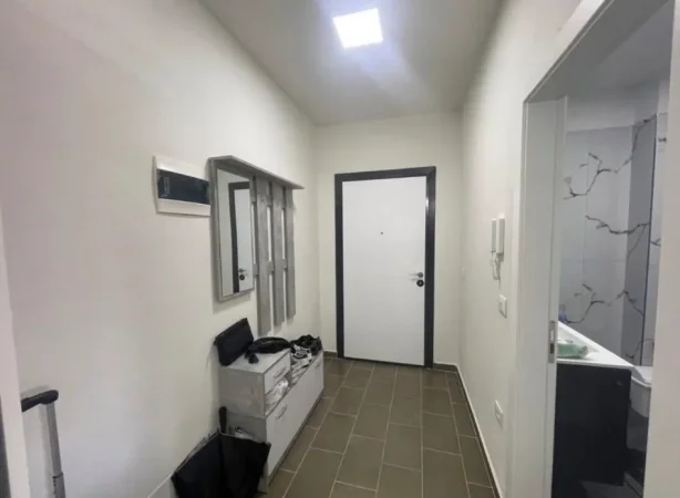 Tirane, jepet me qera apartament 1+1 Kati 8, 66 m² 500 € 