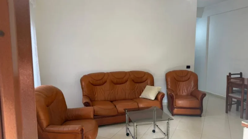 Jepet me qera apartament 1+1 ,Treni 350 € (Jordan Misja)
