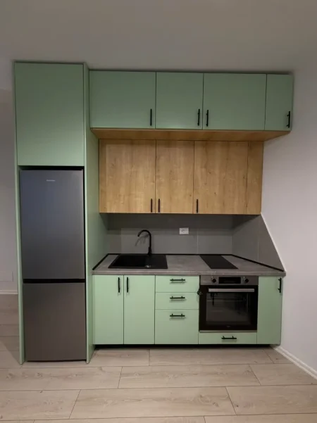 Tirane, jepet me qera apartament 1+1+Ballkon Kati 3, 65 m² 550 € (Teodor keko)