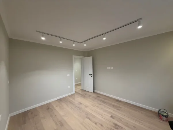 SHITET: 1+1 & 1 Bllk  (📍Kyqëzimi 21 dhjetorit / Diamond dental ) ✨️ Sapo investuar || 100% e re - 45 m² 🔥125.000€