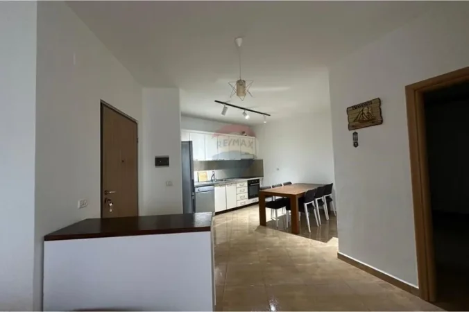 Tirane, shitet apartament 2+1+Ballkon , 84 m² (Astir)