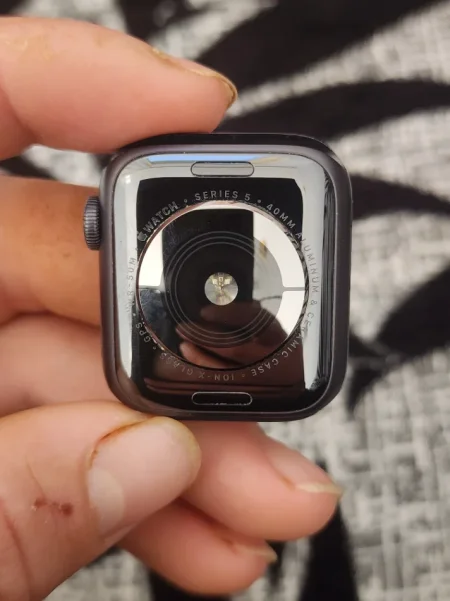 Elbasan, shes SmartWatch Shitet Apple watch series 5 44mm origjinale