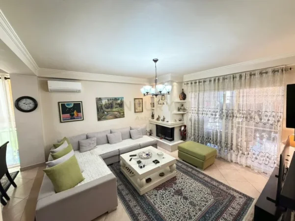 Tirane, shitet apartament Kati 8, 117 m² 320.000 € 