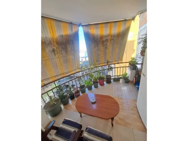 Tirane, shitet apartament Kati 8, 117 m² 320.000 € 