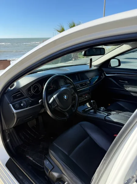 Tirane, shes makine Bmw 525 3.0 nafte 2011 Nafte, e bardhë automatik Kondicioner 266.000 km