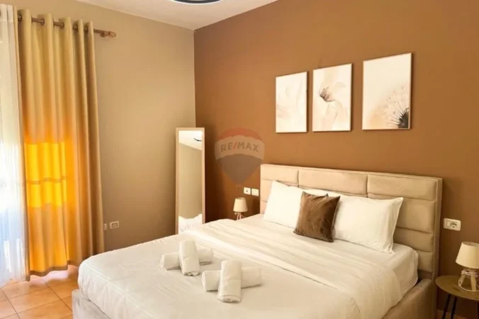 Tirane, jepet me qera , 75 m² 700 € (Rr.Barikadave)