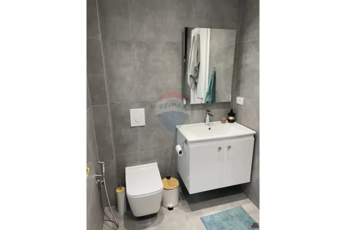 Tirane, jepet me qera apartament , 50 m² 600 € (Pazari I Ri)
