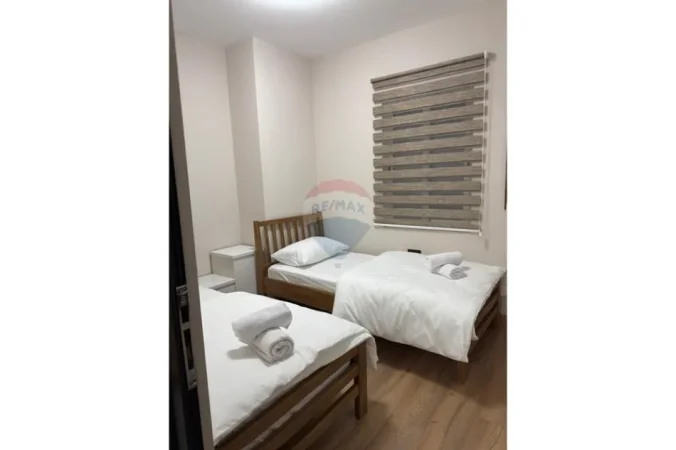 Tirane, jepet me qera apartament , 75 m² 880 € 