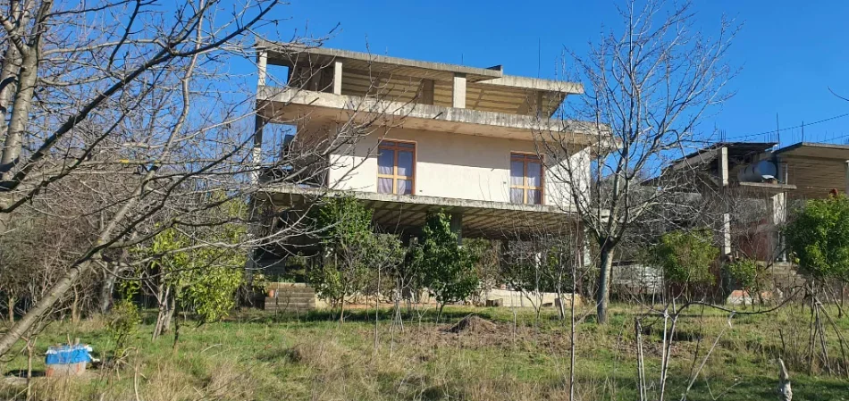 Tirane, shitet nga Pronari, pa-komision shtepi 3 Katshe Kati 3, 394 m² 400.000 € (Ibe e poshtme)