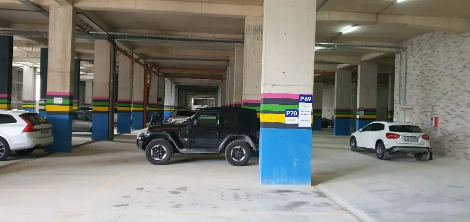 Tirane, shitet nga Pronari, pa-komision garazh | post parkimi Kati -1, 27 m² 30.000 € (kodra e diellit 2)