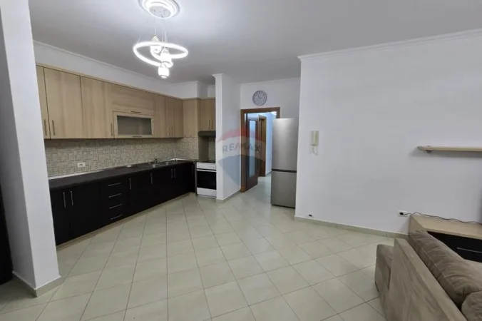 Tirane, shitet apartament , 113 m² 200.000 € 